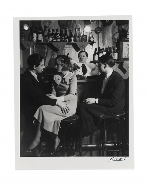 Au Monocle, Le bar, A gauche: Lulu de Montparnasse&nbsp;(Le Monocle, the Bar, on the left is Lulu de Montparnasse), c. 1932-1933